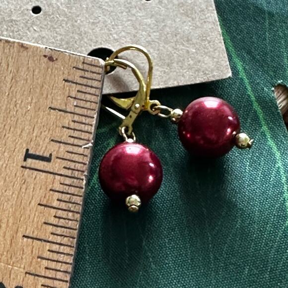 BOGO FREE Pink beaded bulb dangly earrings clam clasp - Picture 4 of 4